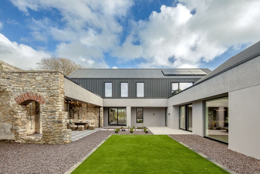 Outside view of luxury home.