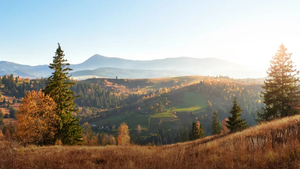 Nature view of hills.
